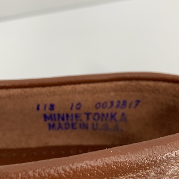 Minnetonka Moccasin brown leather shoe flat woven comfort USA slip-on women 10 - Picture 7 of 7